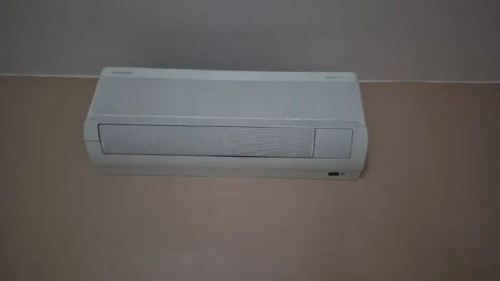 Ar condicionado Samsung Inverter 12000 btus Pouco usado