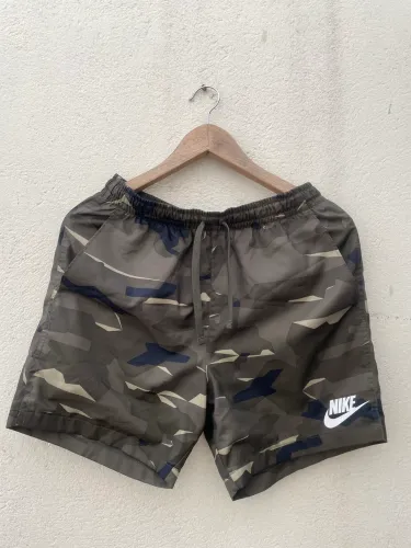 Shorts Nike Woven Camuflado