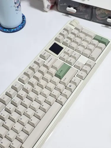 teclado mecânico epomaker rt100 pro com tela