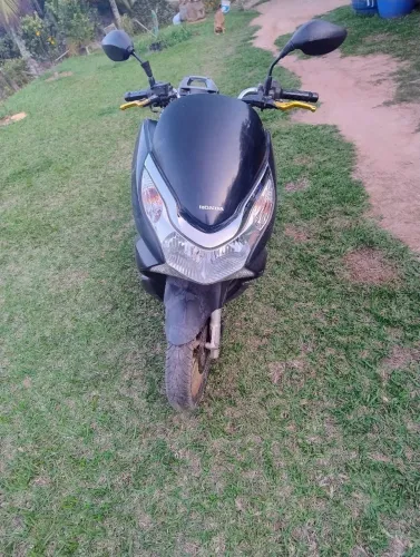 Moto Honda Pcx 2015 150 cilidrada R$14.00,00