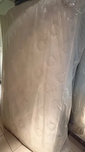 Colchão de molas Simmons em Ótimo estado !