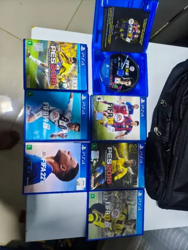 Lote jogos futebol ps4