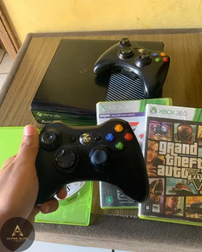 Xbox 360 COMPLETO + 2 CONTROLES +JOGOS