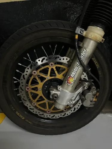 Drz400 Emplacada
