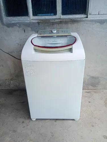 Vendo máquina de lavar Brastemp 11 kg funcionando perfeitamente aceito cartão