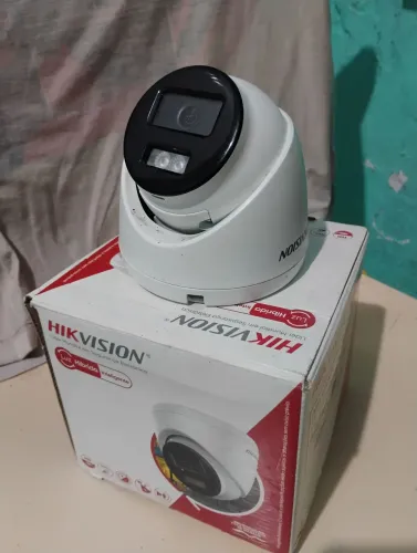 Câmera hikvision IP