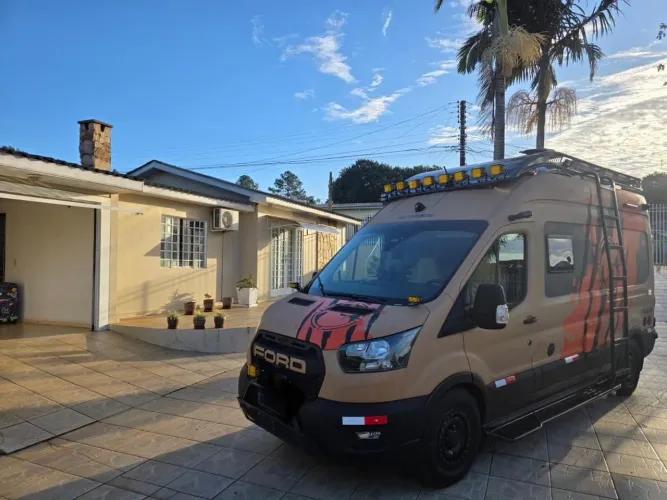 Ford Transit FURGÃO 2.0 MEDIO TURBO AUT. 2026