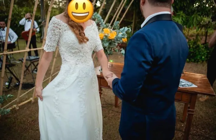 Vestido de Noiva em Renda - Elegante, Delicado e Impecável