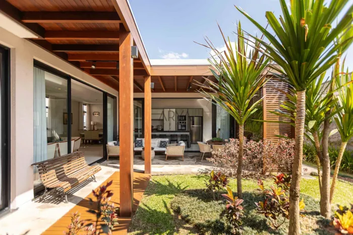Casa em condomínio em Santa Felicidade ARYA1