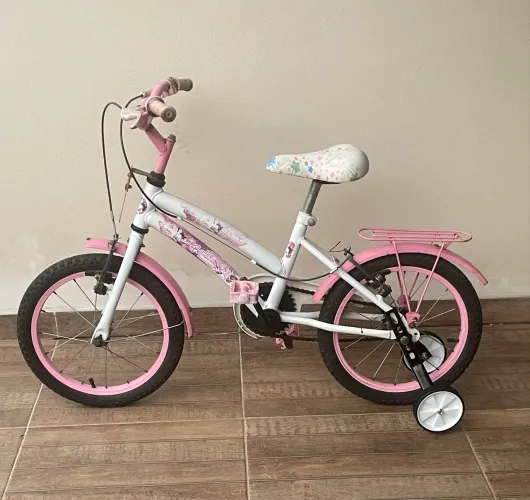 Bicicleta Menina da Barbie Aro 16 com rodinha