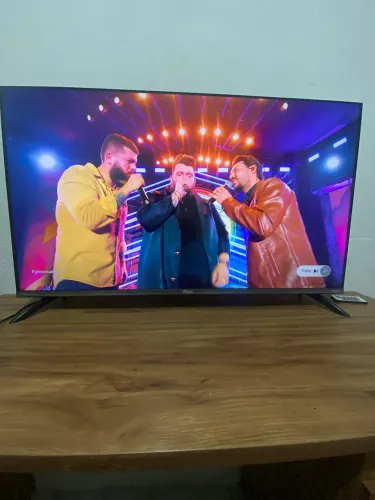 Smart TV 40" Philco Roku TV HDR10 Dolby Áudio