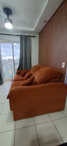 Sofá semi novo
