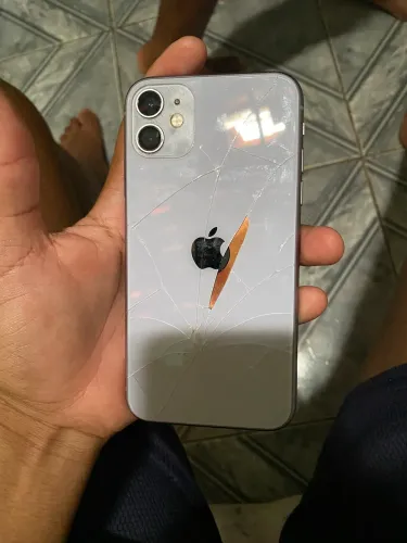 iPhone 11