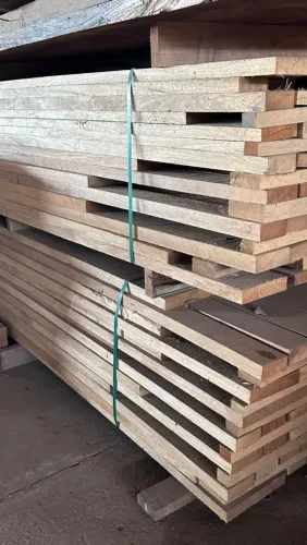 Madeiras Serradas e Lâminas