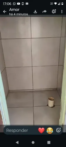 Trabalho com construção e reforma, pintura
