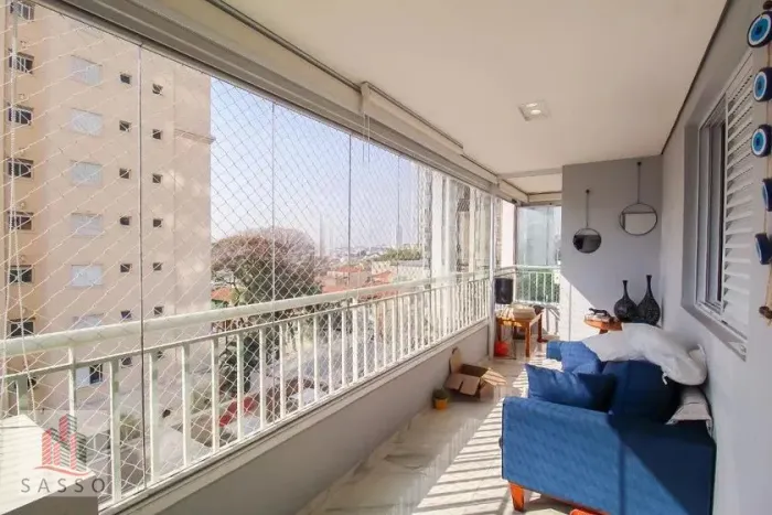Vendo apartamento com 3 quartos na Mooca.