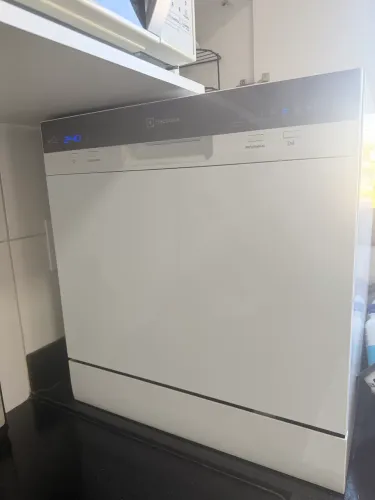 Lava louças Eletrolux 8 serviços