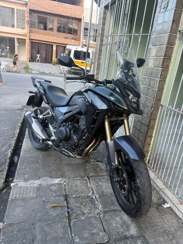 Vende se ou troca se em moto ou carro de menor valor