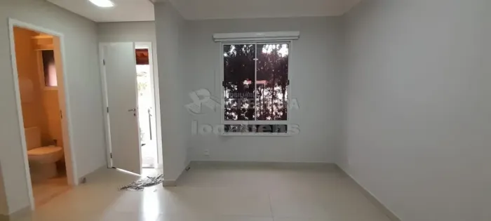 Casa com 3 dormitórios com Ar-condicionado e 2 vagas de garagem