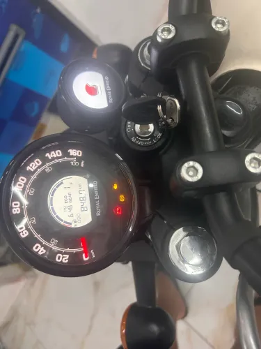 Hunter 350 nova 950 km vendo ou troco