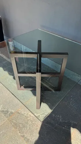 Mesa Vidro com Madeira - Pra sair logo