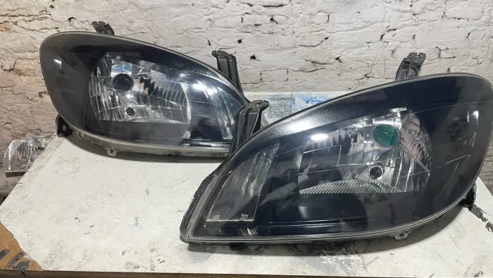 Par faróis celta original máscara negra.