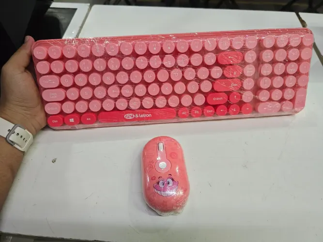 Teclado e mouse sem fio da FINI