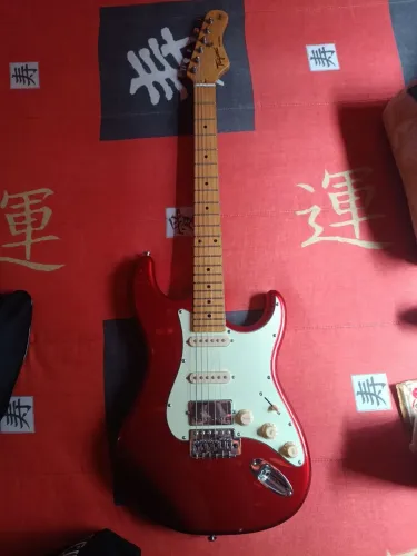 Guitarra Tagima 530 vermelha