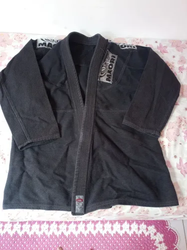 Kimono com faixa branca