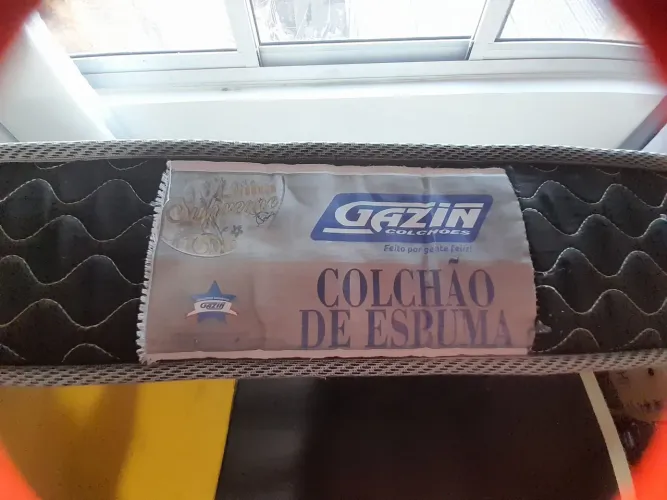 Colchão solteiro ortopédico de espuma Gazin