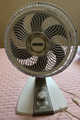 Ventilador Arno silencioso 30cm 110V