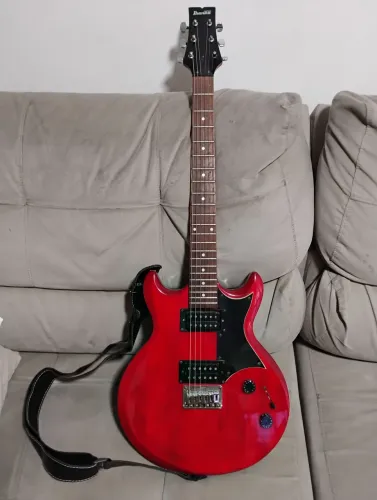 Guitarra Ibanez + Amplificador Frontman 10G