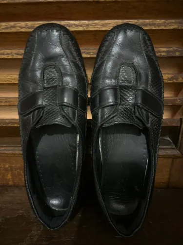 Sapato ortopédico de couro