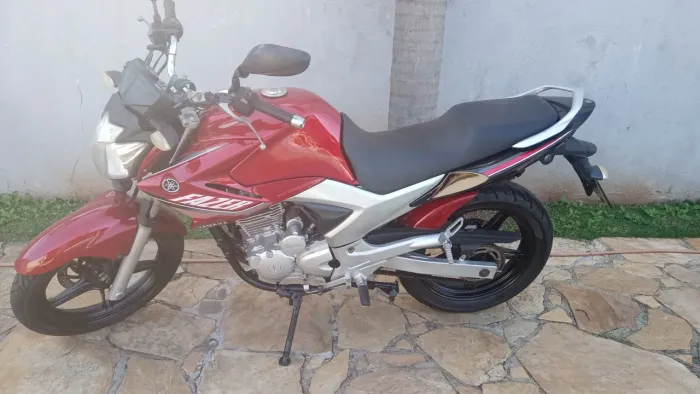 Fazer 250 2012