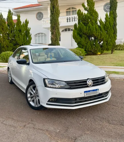 Volkswagen Jetta Highline 2.0 TSI 16V 4P Tiptronic 2016