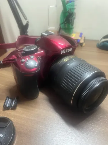 Câmera fotográfica Nikon D3100 - Lente 18-55mm VR