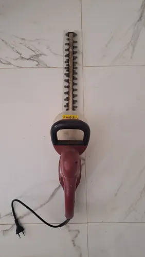 Aparador cerca viva 220v