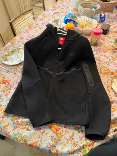 Nike tech 2026 preto