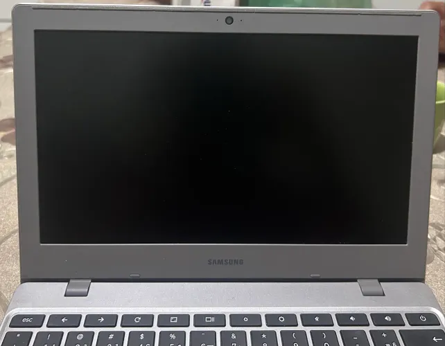 Chromebook Samsung 4GB RAM 32GB Intel Celeron N4000