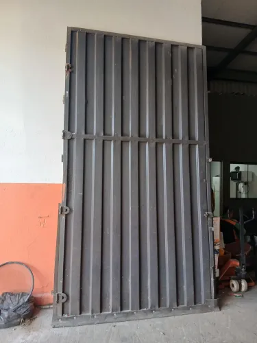 Portão de 4 metrô por 3,50 de altura