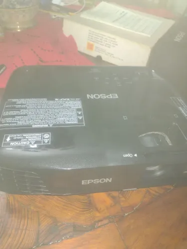 Projetor Epson Power S18+ modelo H552A