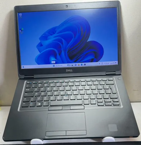 Dell Latitude 5490