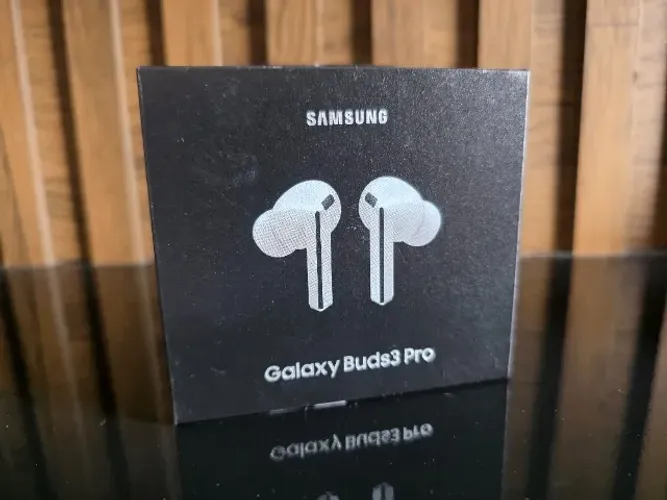 Samsung Galaxy Buds3 Pro - Branco - Lacrado com NF