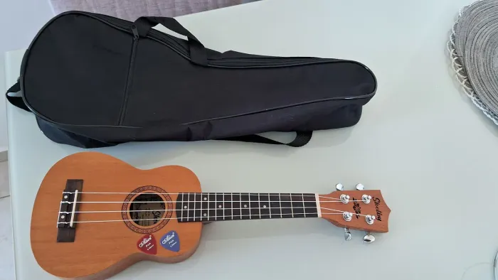 Ukulelê Shelby NOVÍSSIMO 