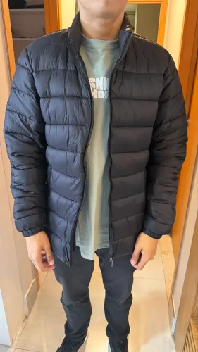 Vendo jaqueta puffer unissex tamanho G
