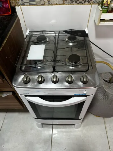 Fogão novo 4 bocas recém comprado 