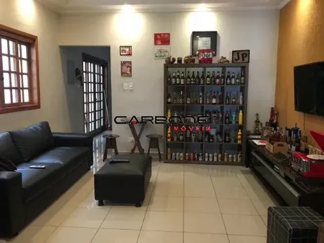 3 Dormitórios sendo 2 suítes