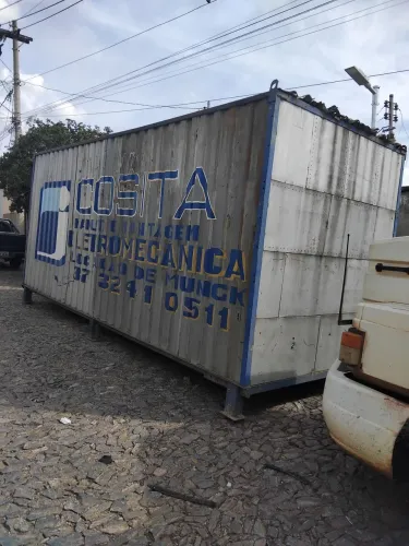 Conteiner confeccionado em chapa