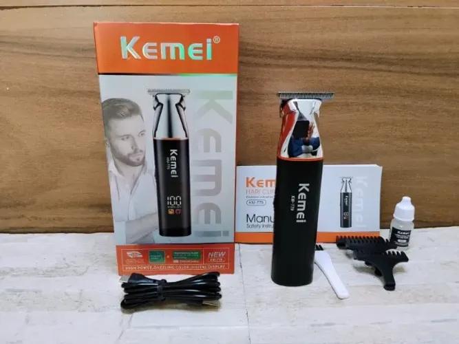 Maquina Cortar Cabelo Kemei KM-779 Display Digital
