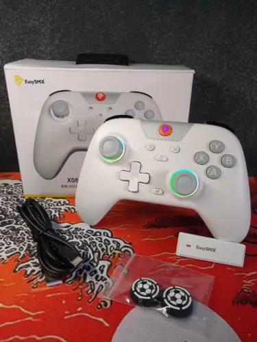 Controle Sem Fio EasySMX X05 RGB - Novo Lacrado